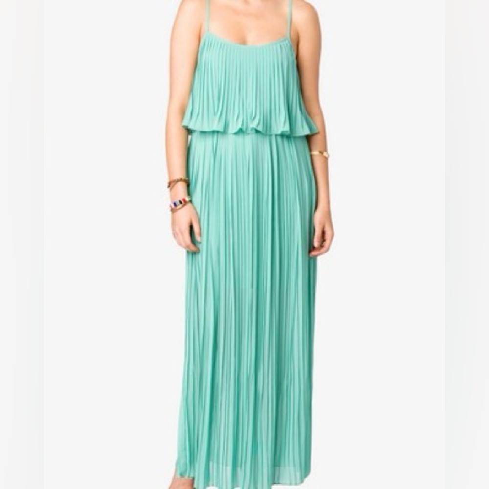 Love 21 Mint Green Accordion Pleated Strappy Tiered Maxi Dress M Medium